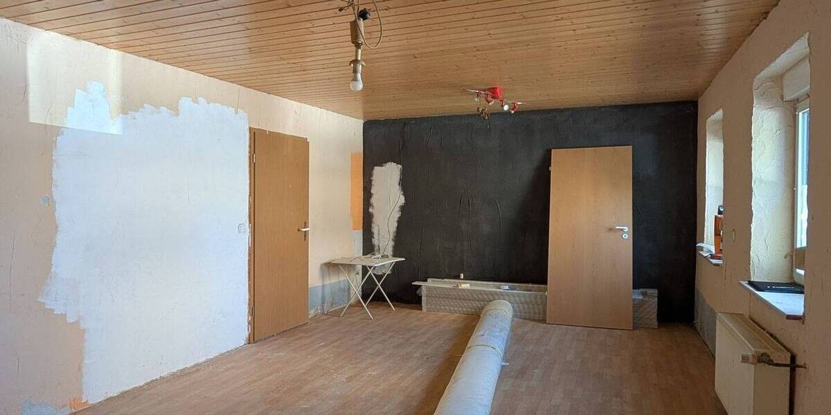 Einfamilienhaus Schiffweiler - 4 Zimmer, 104 m&sup2;, 156.000&euro; | Angebot:26556530