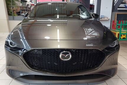 Mazda 3 14.993 km 29.900 &euro; Saarbrücken 66130