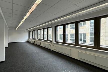 Gewerbeobjekt Saarbrücken - 6&euro; | Angebot:23767121