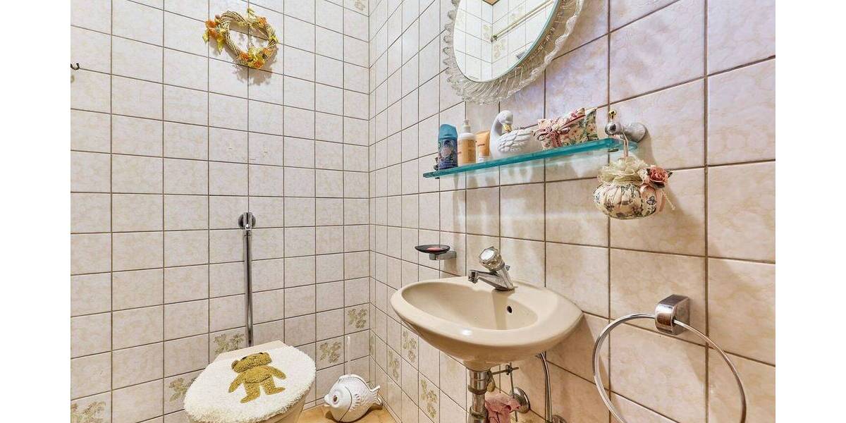 Einfamilienhaus Battweiler - 8 Zimmer, 229 m&sup2;, 245.000&euro; | Angebot:25691413