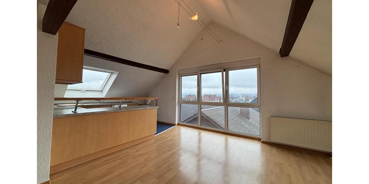 Dachgeschoßwohnung Homburg - 2 Zimmer, 75 m&sup2;, 700&euro; | Angebot:25932873