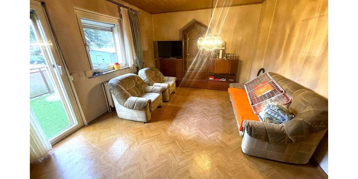 Einfamilienhaus Saarbrücken / Brebach Brebach-Fechingen - 3 Zimmer, 72 m&sup2;, 130.000&euro; | Angebot:25674609