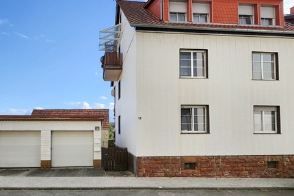 Vielseitiges Mehrfamilienhaus ideal für Kapitalanleger oder Selbstnutzer, Zweibrücken Niederauerbach - Haus Zweibrücken | Angebot:24701188