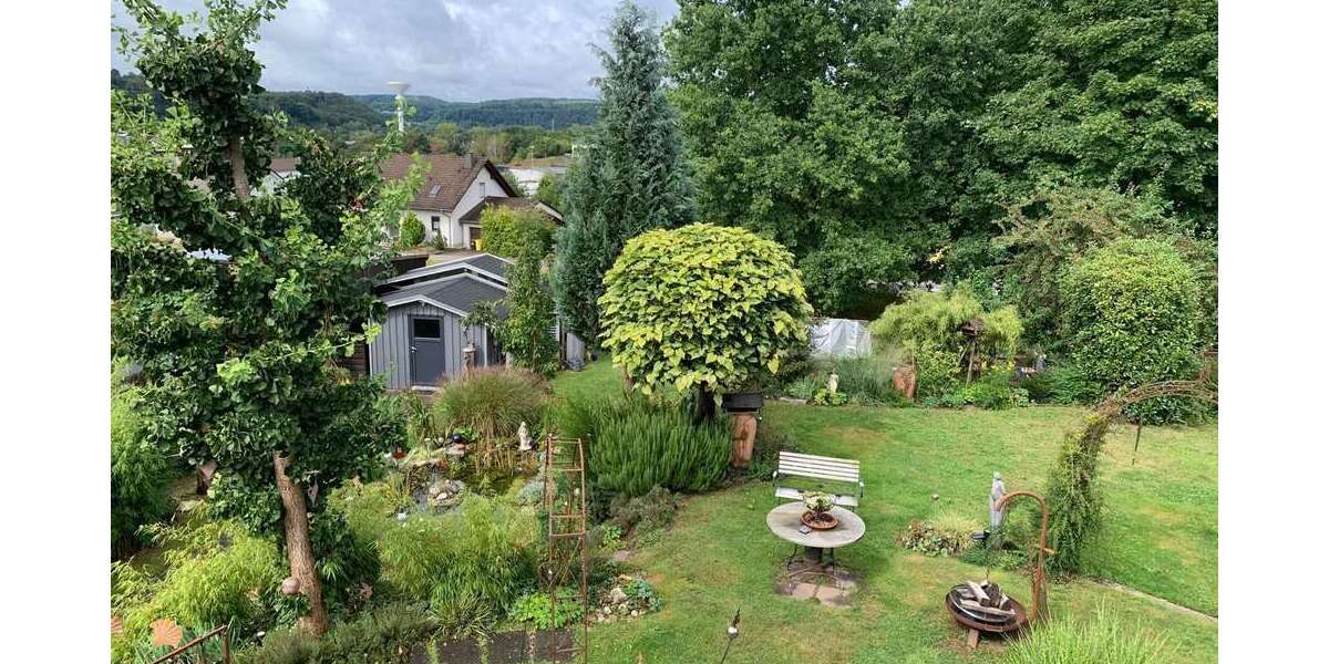 Einfamilienhaus Zweibrücken - 10 Zimmer, 300 m&sup2;, 749.000&euro; | Angebot:22556210