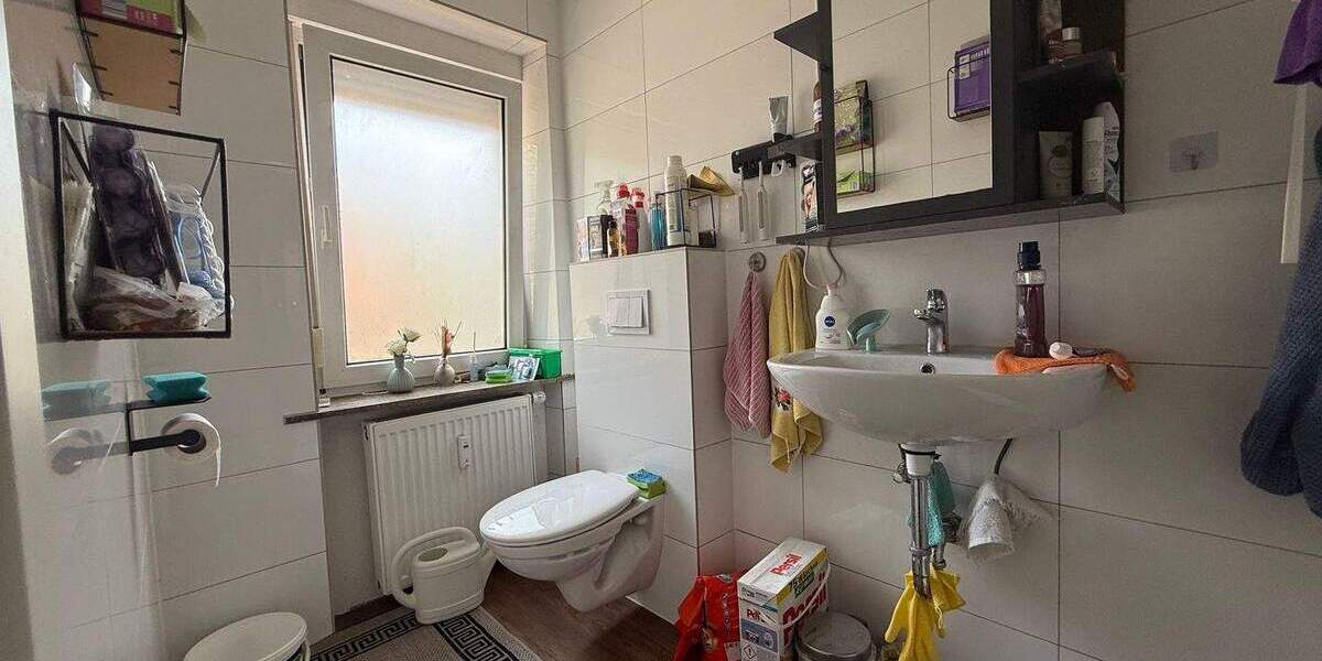 8,3 % Rendite 5-Familienhaus mit weiterem Steigerungspotenzial - Mehrfamilienhaus, Wohnhaus Ottweiler Steinbach | Angebot:24425704