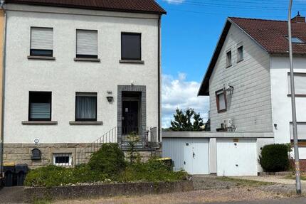 Haus Saarbrücken Bübingen - 5 Zimmer, 130 m&sup2;, 340.000&euro; | Angebot:26919460