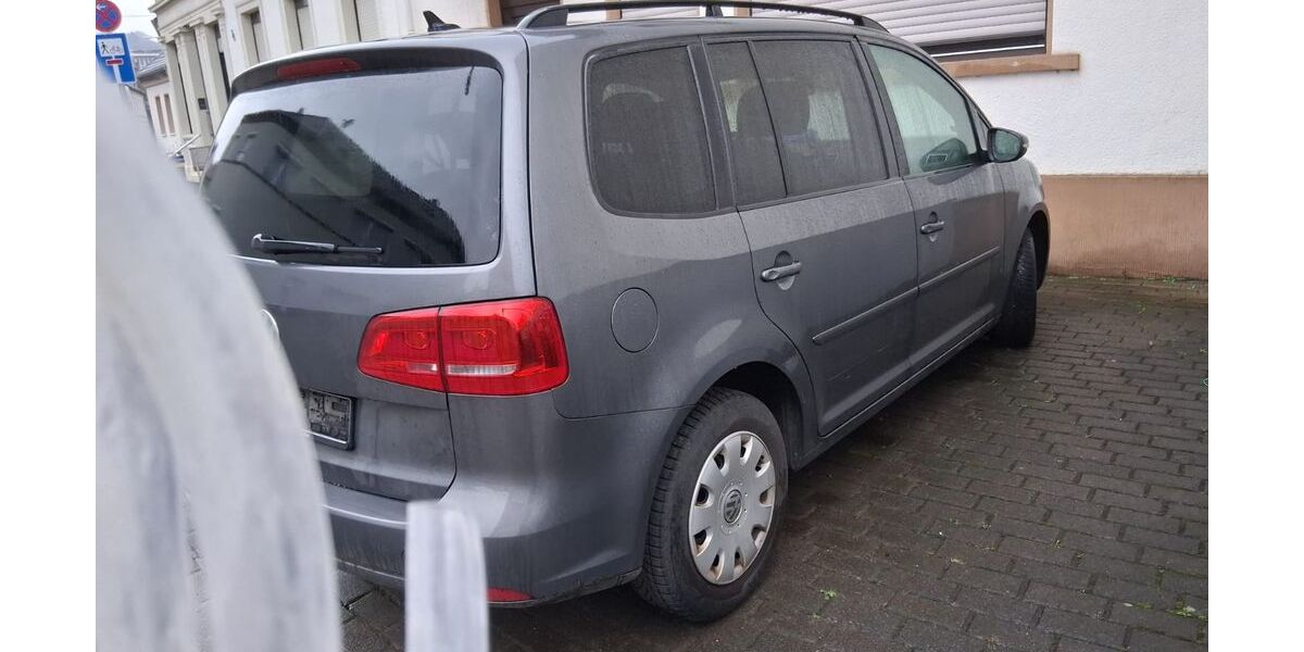 VW Touran 250.000 km 4.600 &euro; Saarbrücken 66125
