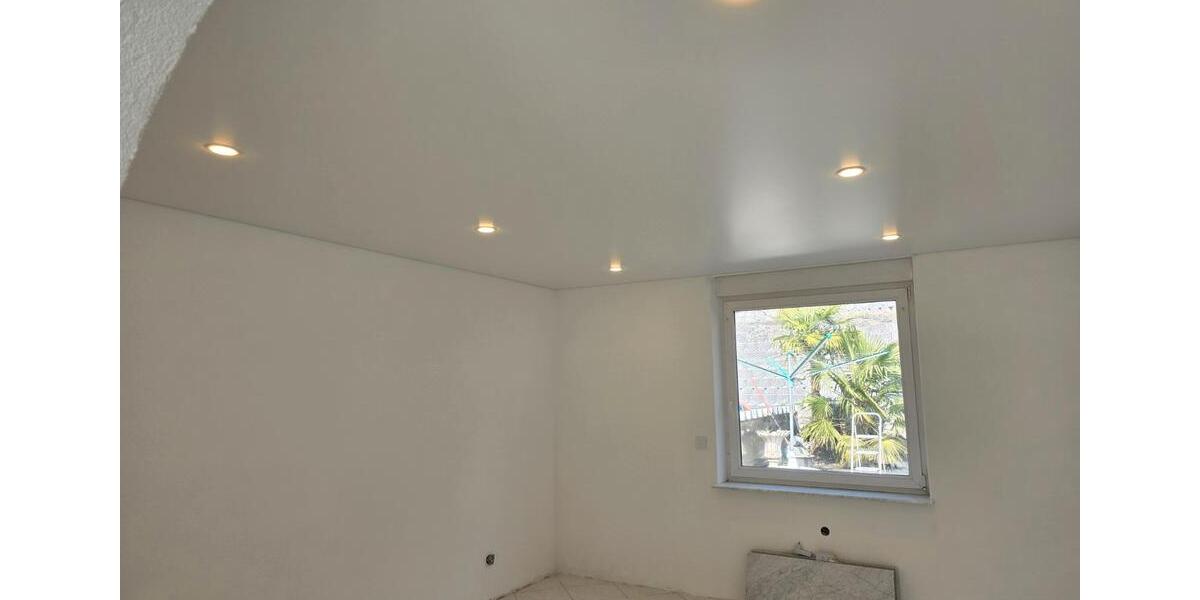 Etagenwohnung Saarbrücken Brebach-Fechingen - 5 Zimmer, 155 m&sup2;, 195.000&euro; | Angebot:26111977
