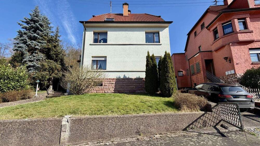Einfamilienhaus Ottweiler - 6 Zimmer, 152 m&sup2;, 197.000&euro; | Angebot:25744090