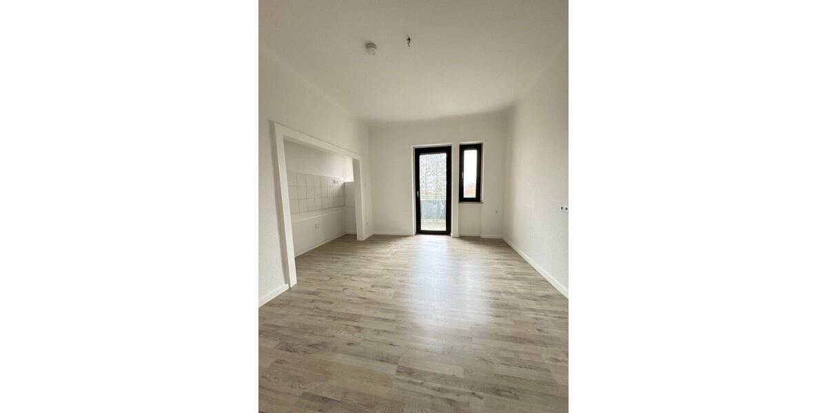 Etagenwohnung Saarbrücken / Malstatt Malstatt - 4 Zimmer, 106 m&sup2;, 800&euro; | Angebot:26894696