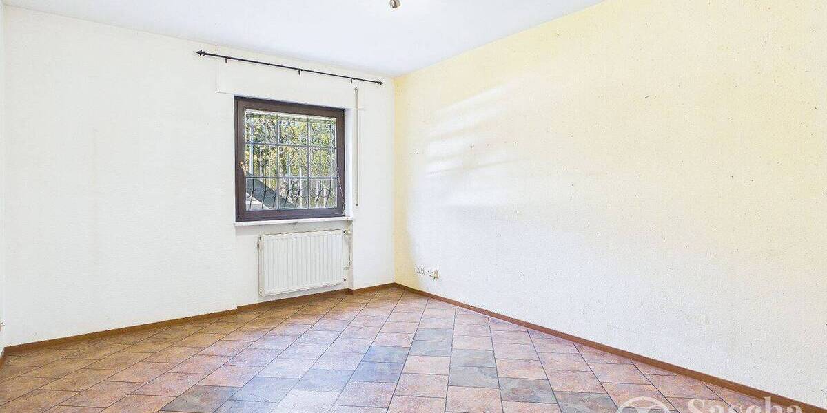 Großzügige Liegenschaft in ruhiger Waldrandlage - Pool, Sauna, Wintergarten, Balkon u. Doppelgarage - Einfamilienhaus Spiesen-Elversberg Elversberg | Angebot:26178654