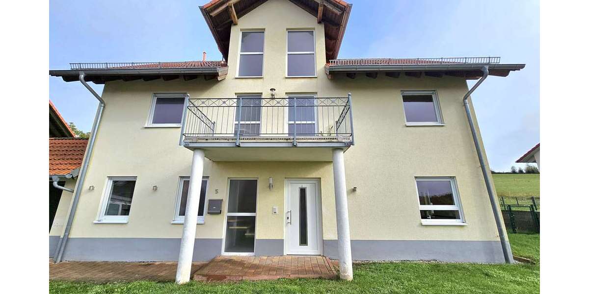 Einfamilienhaus Reichenbach-Steegen Steegen - 8 Zimmer, 340 m&sup2;, 749.000&euro; | Angebot:24302654