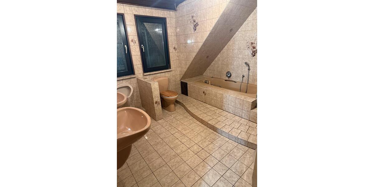 Dachgeschoßwohnung Homburg - 2 Zimmer, 69 m&sup2;, 885&euro; | Angebot:23719841