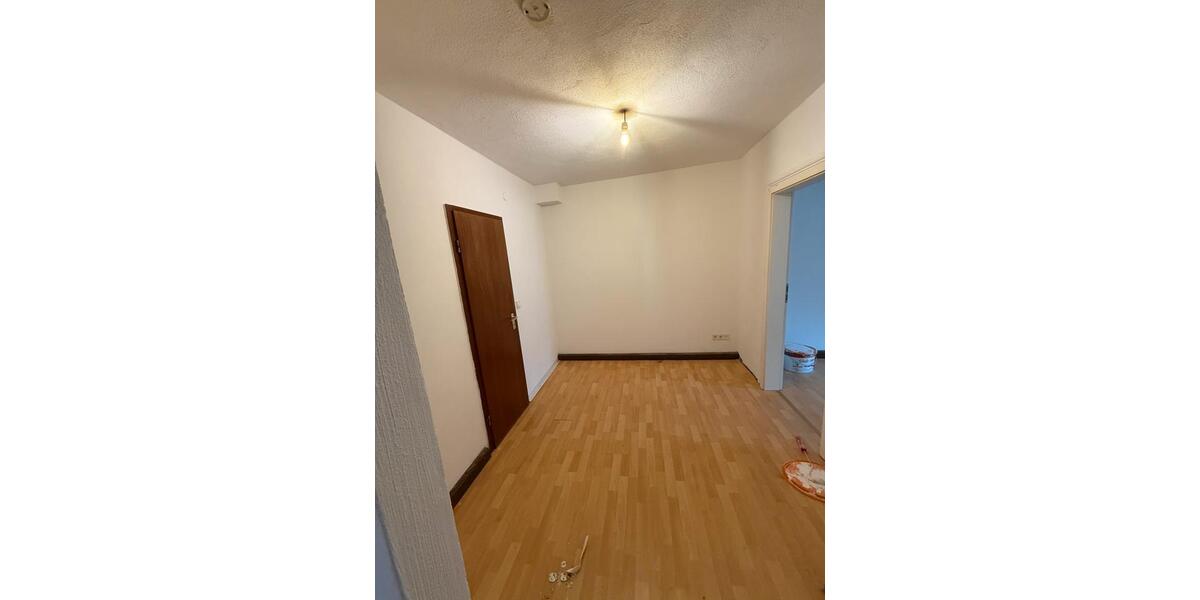 Etagenwohnung Neunkirchen - 3 Zimmer, 86 m&sup2;, 630&euro; | Angebot:26004257