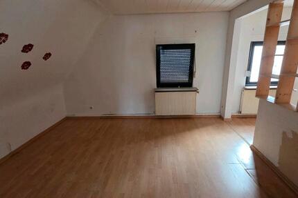Wohnung Merchweiler - 5 Zimmer, 84 m&sup2;, 660&euro; | Angebot:25941086