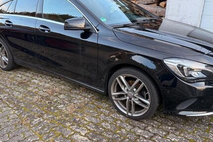 Mercedes-Benz CLA 180 Shooting Brake 141.800 km 13.900 &euro; Rodalben 66976