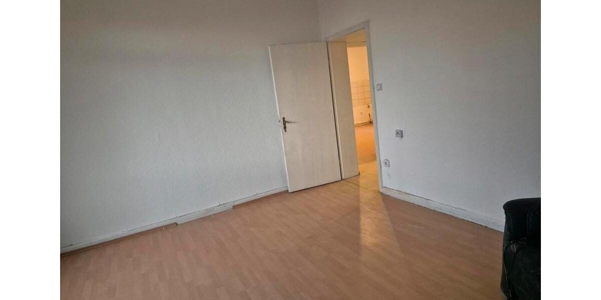 Etagenwohnung Pirmasens - 2 Zimmer, 60 m&sup2;, 425&euro; | Angebot:25256900