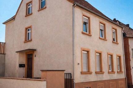 Haus Pirmasens - 6 Zimmer, 198 m&sup2;, 198.000&euro; | Angebot:26131157