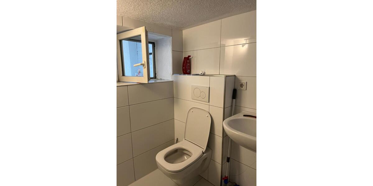 Etagenwohnung Sankt Wendel - 1 Zimmer, 18 m&sup2;, 300&euro; | Angebot:25568386