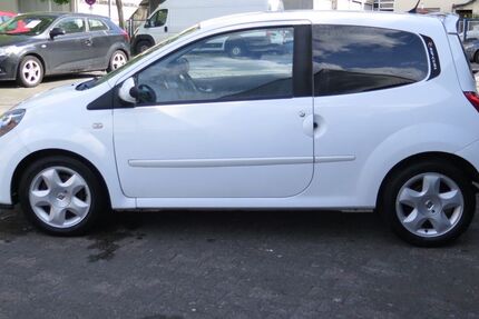 Renault Twingo 117.000 km 3.950 &euro; Saarbrücken 66117