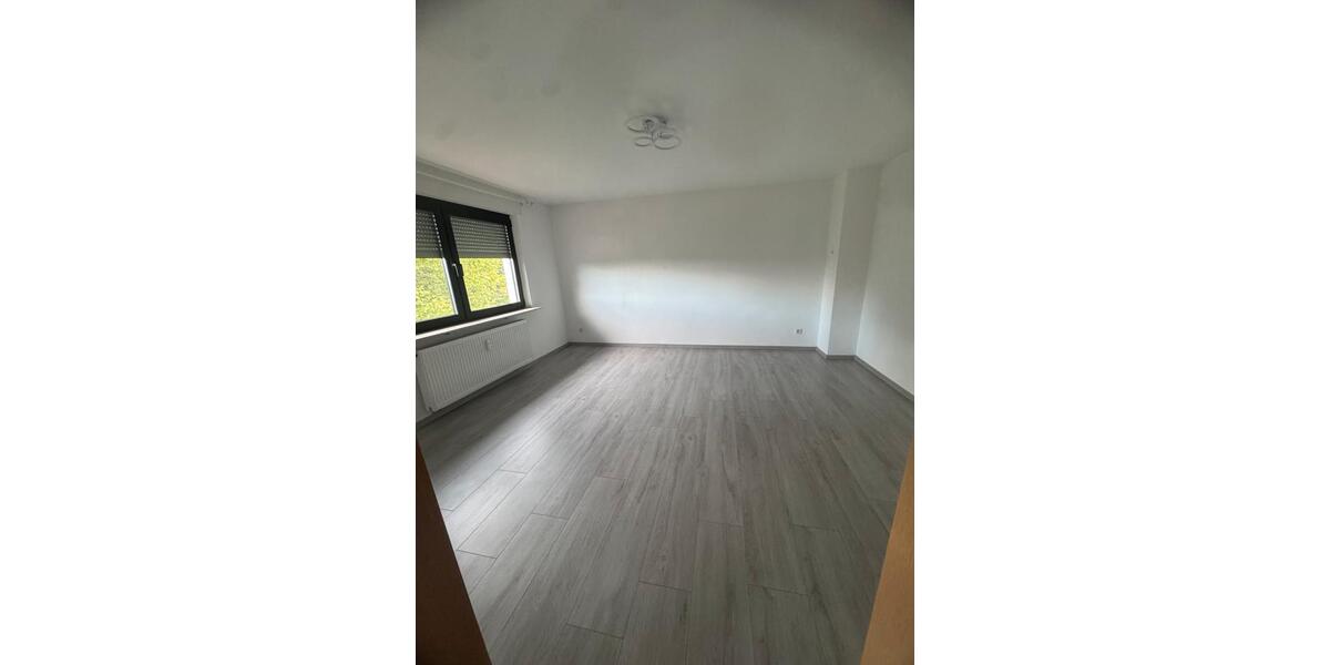 Etagenwohnung Heusweiler - 4 Zimmer, 90 m&sup2;, 750&euro; | Angebot:26613884