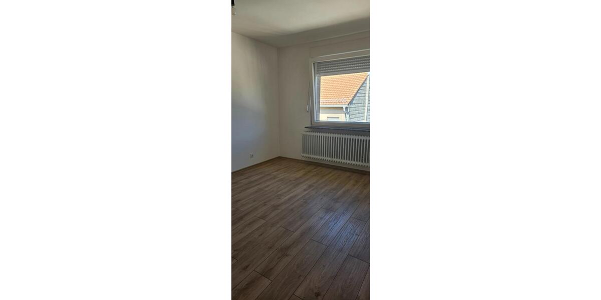 Etagenwohnung Pirmasens - 3 Zimmer, 95 m&sup2;, 950&euro; | Angebot:25724583