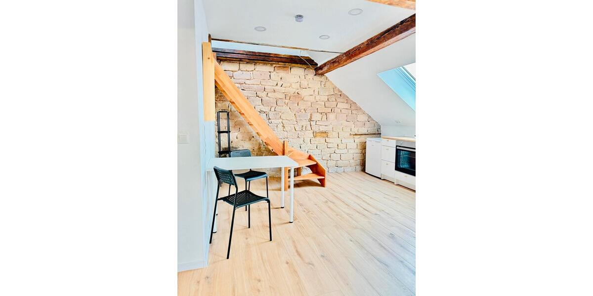 Dachgeschoßwohnung Saarbrücken - 2 Zimmer, 65 m&sup2;, 1.170&euro; | Angebot:26019980