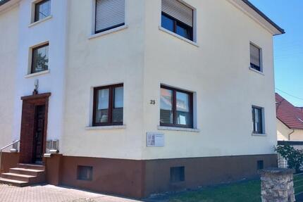 Wohnung Saarbrücken West - 3 Zimmer, 50 m&sup2;, 450&euro; | Angebot:25619835