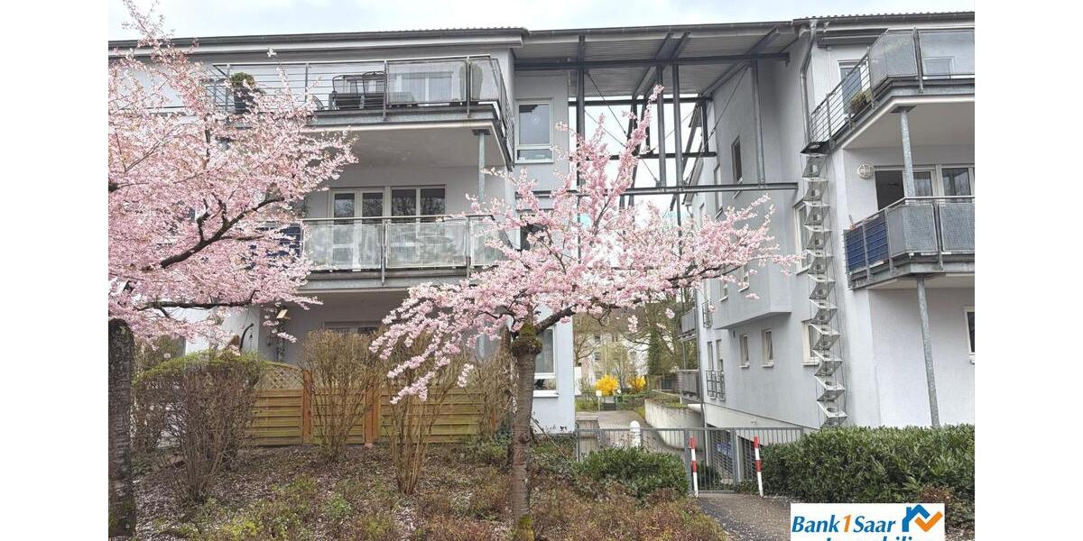 Etagenwohnung Saarbrücken Malstatt - 3 Zimmer, 83 m&sup2;, 700&euro; | Angebot:25971120