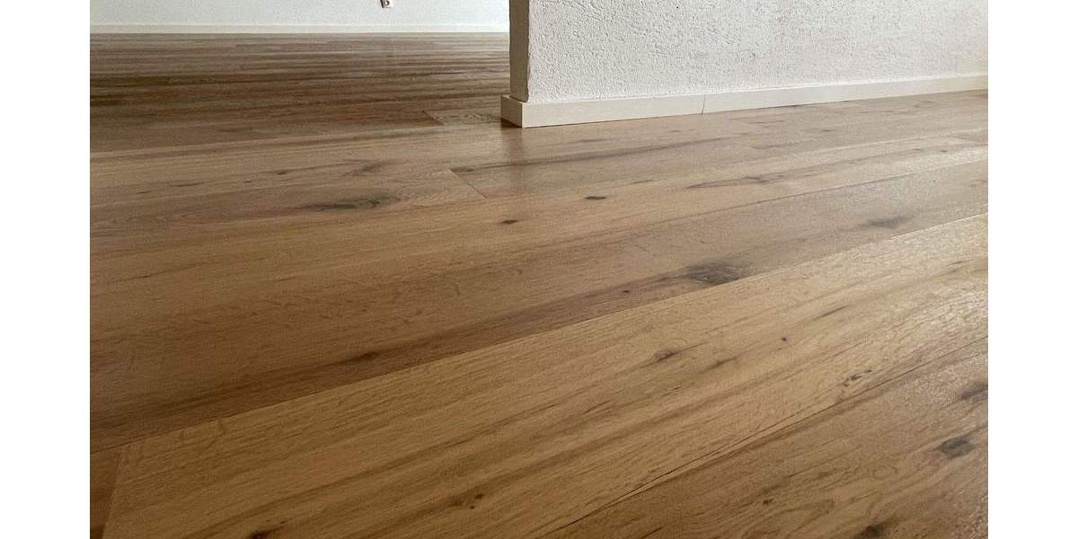 Etagenwohnung Saarbrücken Schafbrücke - 4 Zimmer, 95 m&sup2;, 229.000&euro; | Angebot:25905876