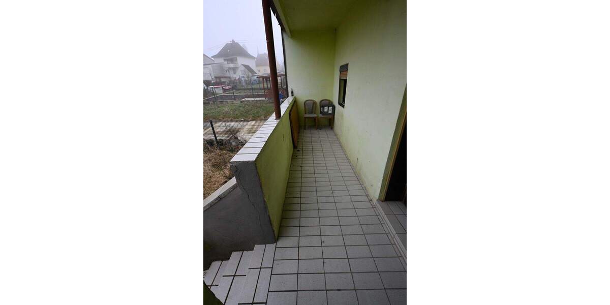 Einfamilienhaus Bexbach / Frankenholz Frankenholz - 7 Zimmer, 148 m&sup2;, 115.000&euro; | Angebot:25706690