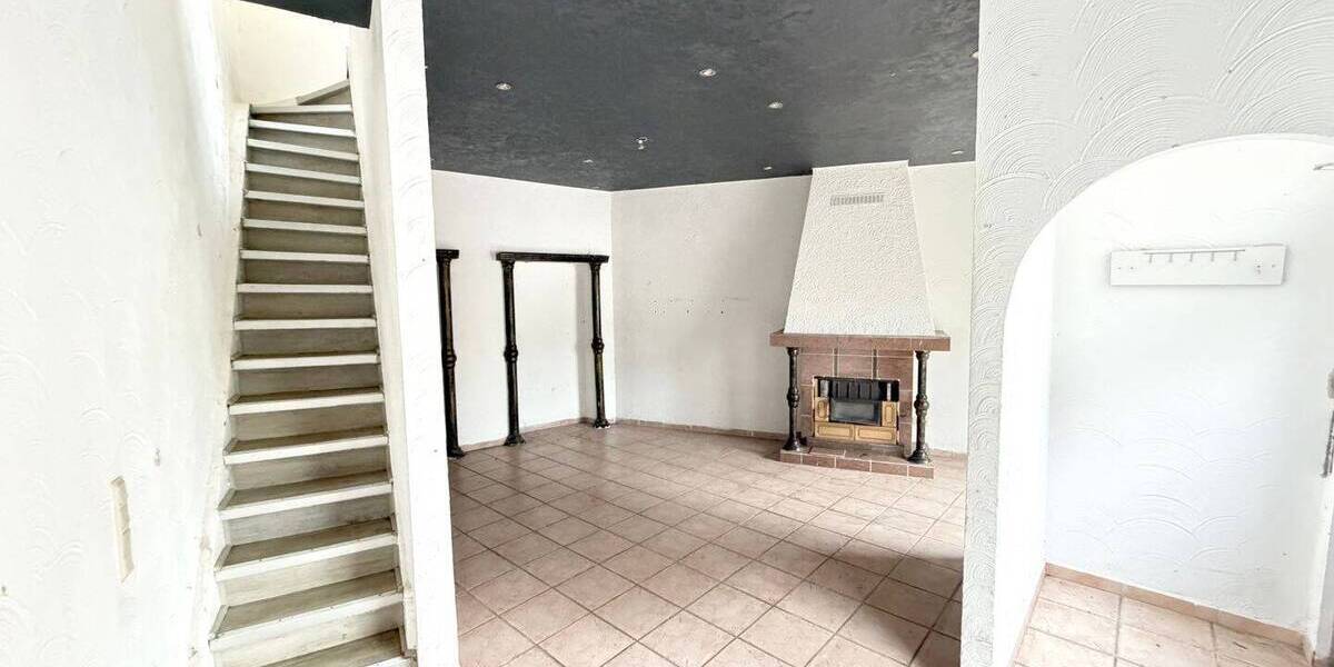 Mehrfamilienhaus, Wohnhaus Sulzbach/Saar Sulzbach - 3 Zimmer, 87 m&sup2;, 98.000&euro; | Angebot:26015802