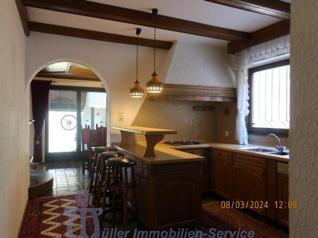 Schöne Landhaus-Villa in unverbaubarer Orts- und Waldrandlage von Homburg - Einfamilienhaus Homburg | Angebot:15024068