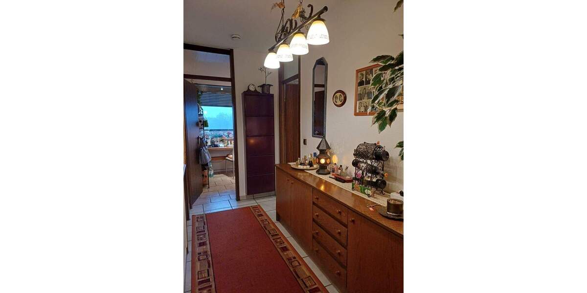 Etagenwohnung Neunkirchen Innenstadt - 3 Zimmer, 75 m&sup2;, 110.000&euro; | Angebot:25683936