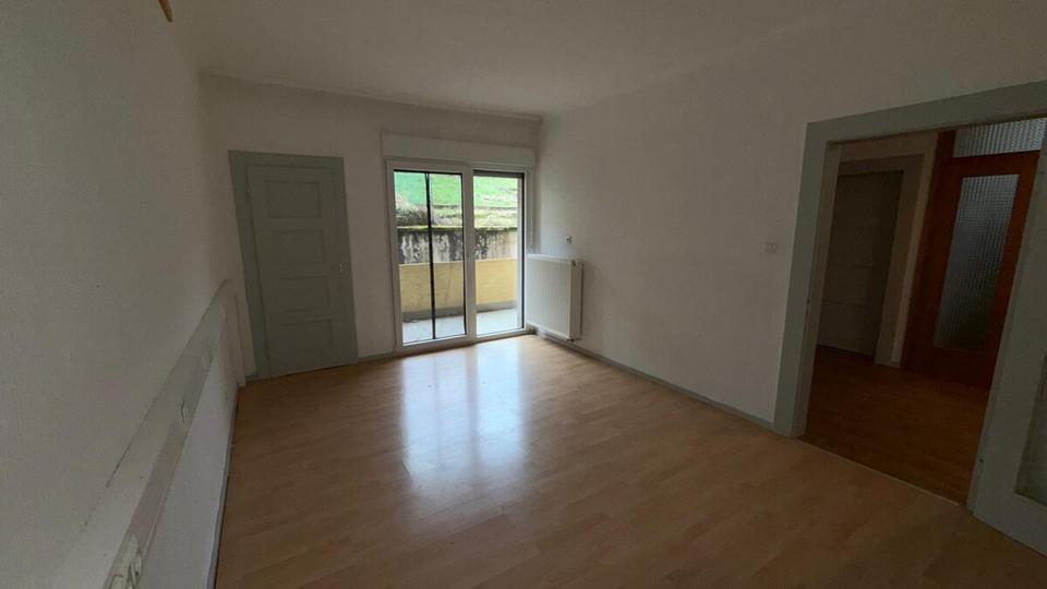 Etagenwohnung Neunkirchen Heinitz - 3 Zimmer, 83 m&sup2;, 650&euro; | Angebot:24431417