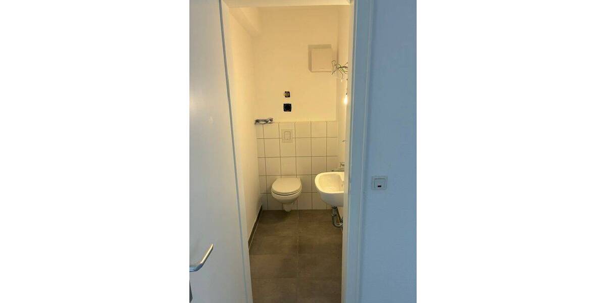 Etagenwohnung Saarbrücken St Johann - 3 Zimmer, 80 m&sup2;, 720&euro; | Angebot:26867010