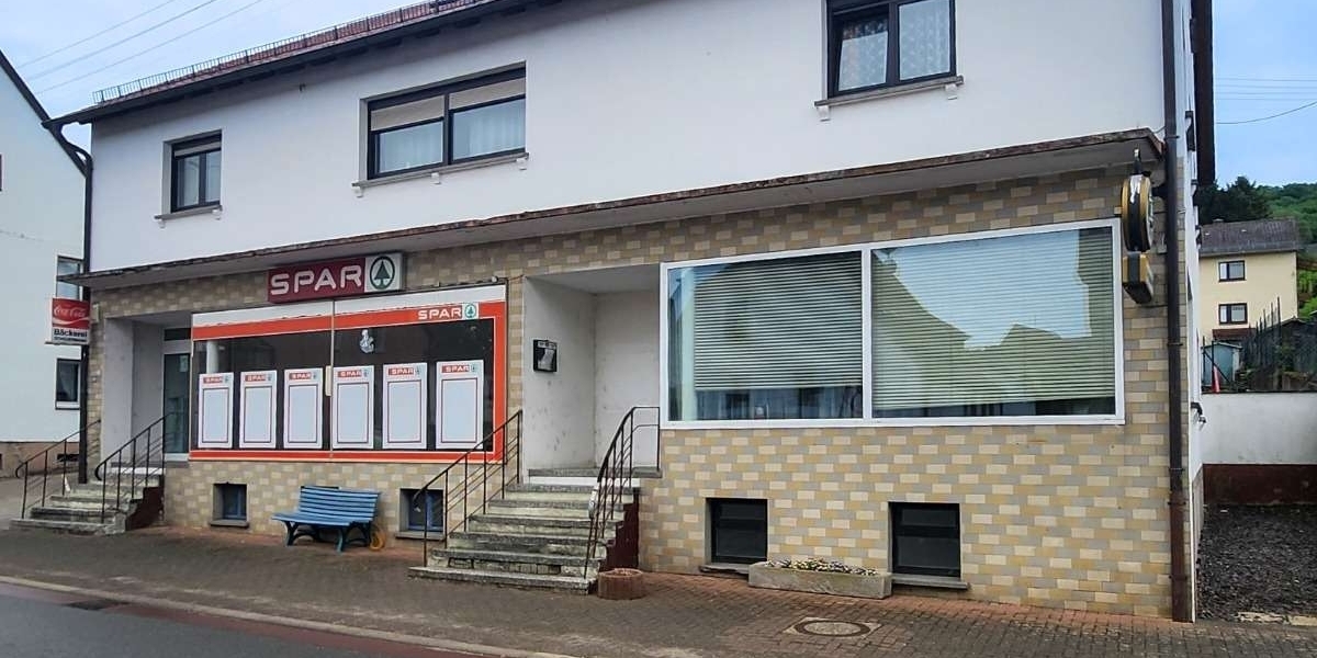 Wohn- und Geschäftshaus mit CaféLadenfläche und zwei Wohneinheiten in Steinbach am Glan - Mehrfamilienhaus, Wohnhaus Steinbach am Glan | Angebot:27131168