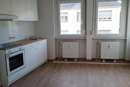 Wohnung Saarbrücken West - 1 Zimmer, 45 m&sup2;, 410&euro; | Angebot:25833115