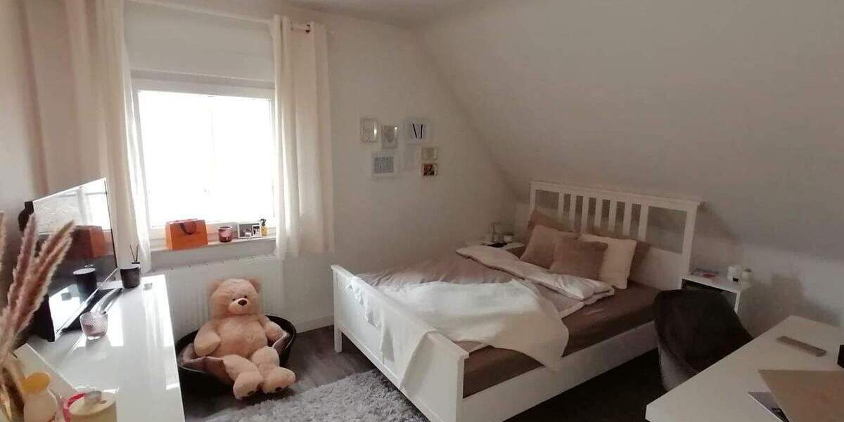 Einfamilienhaus Pirmasens Innenstadt - 5 Zimmer, 120 m&sup2;, 299.000&euro; | Angebot:25680371