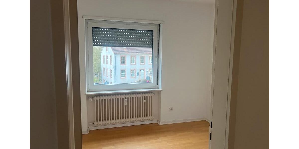 Etagenwohnung Illingen - 5 Zimmer, 135 m&sup2;, 1.495&euro; | Angebot:25329305
