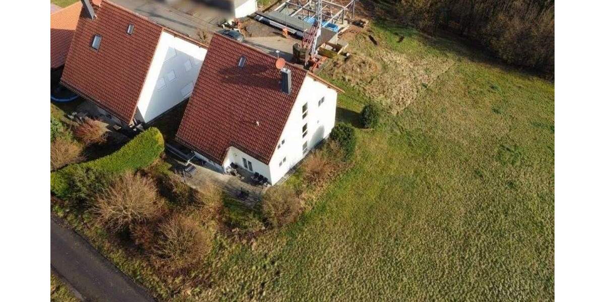 Einfamilienhaus Weselberg - 9 Zimmer, 335 m&sup2;, 498.000&euro; | Angebot:25744092