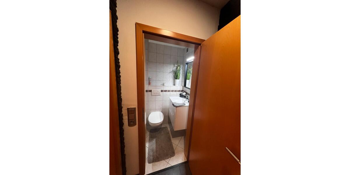 Etagenwohnung Sankt Ingbert - 3 Zimmer, 105 m&sup2;, 220.000&euro; | Angebot:26062306