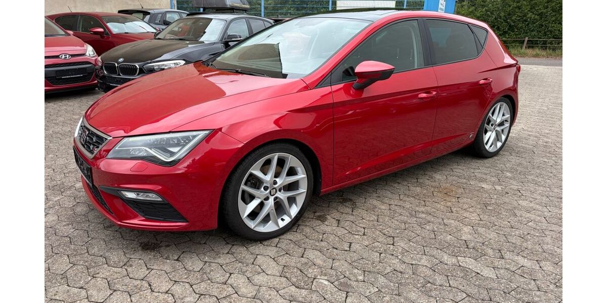Seat Leon 52.800 km 16.900 &euro; Saarbrücken 66115
