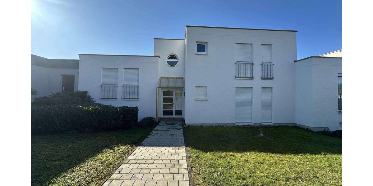 Etagenwohnung Saarbrücken Dudweiler - 1 Zimmer, 28 m&sup2;, 81.000&euro; | Angebot:26065139