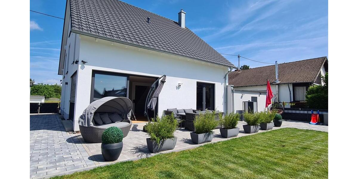 Repräsentatives lichtdurchflutetes Komforthaus in idyllischer Stadtrandlage - Einfamilienhaus Bexbach | Angebot:21093772