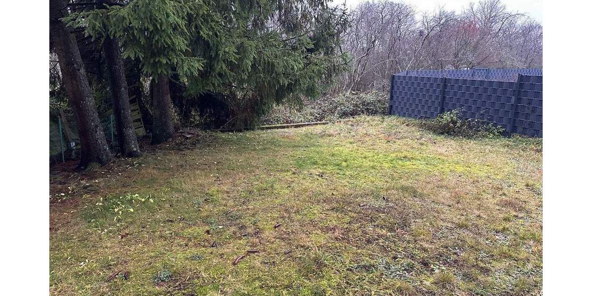 Einfamilienhaus Schiffweiler Heiligenwald - 8 Zimmer, 162 m&sup2;, 126.000&euro; | Angebot:25669773