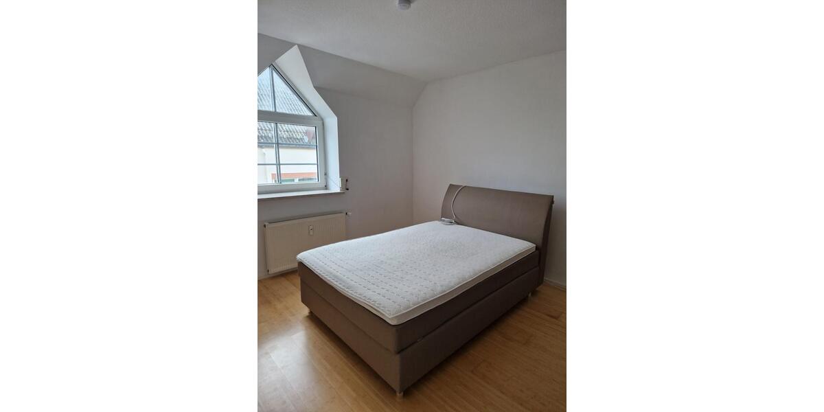 Etagenwohnung Bechhofen - 3 Zimmer, 125 m&sup2;, 1.050&euro; | Angebot:26032347