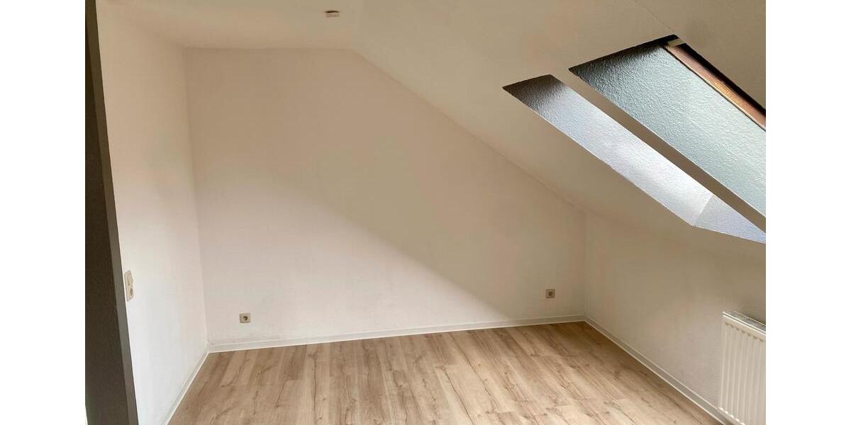 Dachgeschoßwohnung Sankt Ingbert - 1 Zimmer, 22 m&sup2;, 52.000&euro; | Angebot:26103919