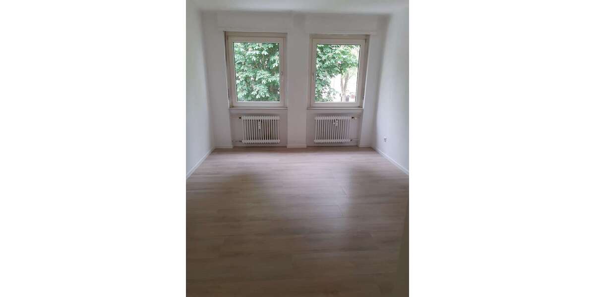 Etagenwohnung Zweibrücken - 4 Zimmer, 106 m&sup2;, 690&euro; | Angebot:26100034