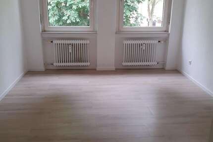 Wohnung Zweibrücken - 4 Zimmer, 106 m&sup2;, 690&euro; | Angebot:26100034